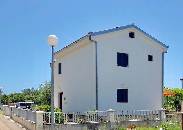 Apartment Pepa Starigrad Paklenica