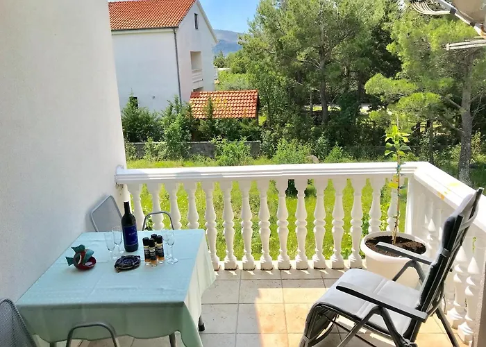 Апартаменты Pepa Стариград-Пакленица